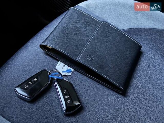 Серый Фольксваген ID.3, объемом двигателя 0 л и пробегом 145 тыс. км за 15900 $, фото 19 на Automoto.ua