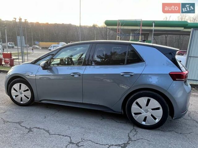 Серый Фольксваген ID.3, объемом двигателя 0 л и пробегом 143 тыс. км за 15200 $, фото 6 на Automoto.ua