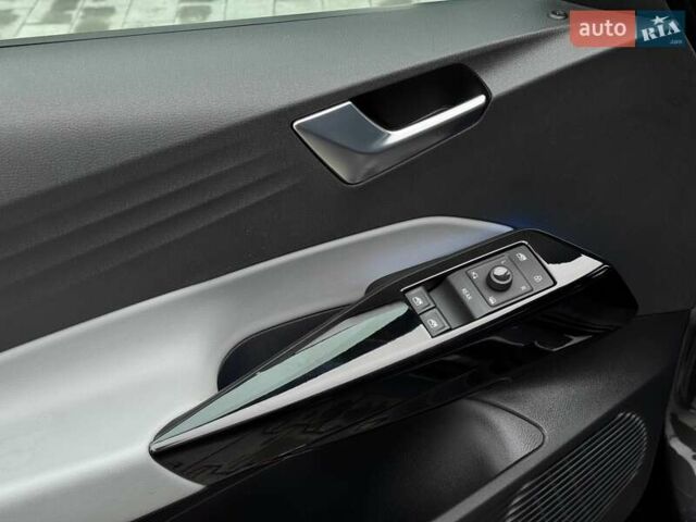 Серый Фольксваген ID.3, объемом двигателя 0 л и пробегом 100 тыс. км за 16999 $, фото 42 на Automoto.ua