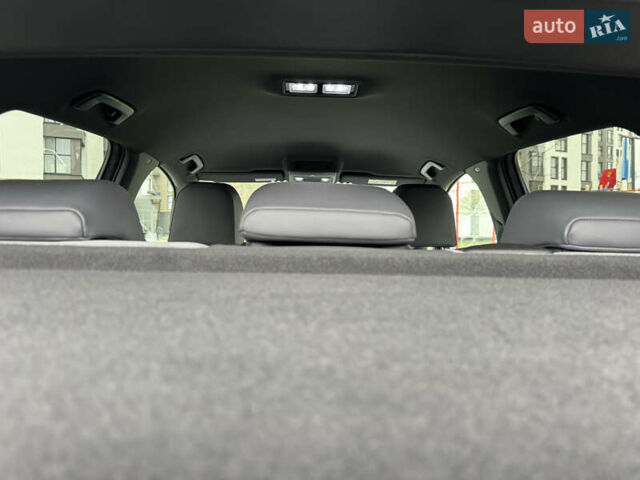 Серый Фольксваген ID.3, объемом двигателя 0 л и пробегом 107 тыс. км за 16999 $, фото 110 на Automoto.ua