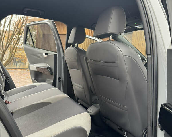 Серый Фольксваген ID.3, объемом двигателя 0 л и пробегом 129 тыс. км за 16400 $, фото 35 на Automoto.ua