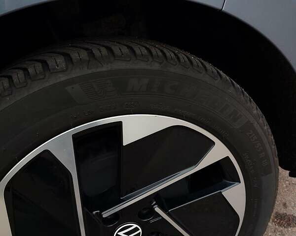 Серый Фольксваген ID.3, объемом двигателя 0 л и пробегом 197 тыс. км за 15099 $, фото 16 на Automoto.ua