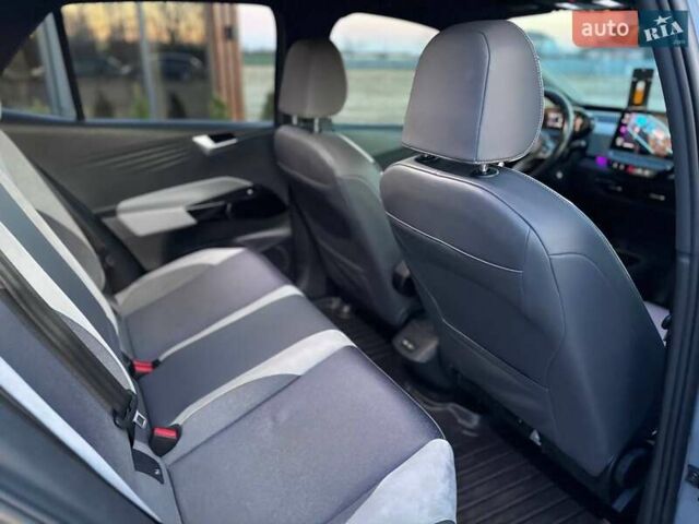 Сірий Фольксваген ID.3, об'ємом двигуна 0 л та пробігом 199 тис. км за 14399 $, фото 23 на Automoto.ua