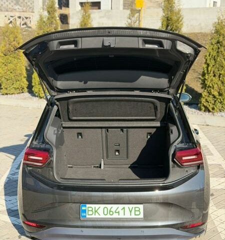 Сірий Фольксваген ID.3, об'ємом двигуна 0 л та пробігом 148 тис. км за 16500 $, фото 6 на Automoto.ua