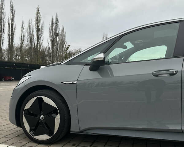 Серый Фольксваген ID.3, объемом двигателя 0 л и пробегом 160 тыс. км за 17200 $, фото 21 на Automoto.ua