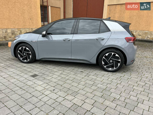Фольксваген ID.3 2020 в Коломые на Automoto.ua Серый Фольксваген ID.3, объемом двигателя 0 л и пробегом 87 тыс. км за 16450 $, фото 4 на Automoto.ua
