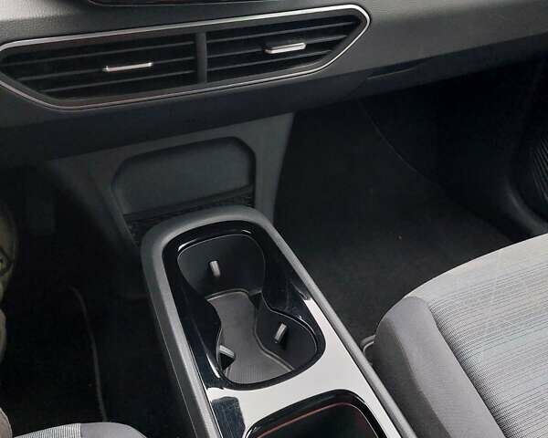 Серый Фольксваген ID.3, объемом двигателя 0 л и пробегом 197 тыс. км за 15099 $, фото 29 на Automoto.ua