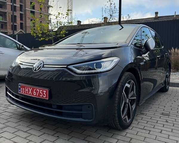 Серый Фольксваген ID.3, объемом двигателя 0 л и пробегом 109 тыс. км за 17799 $, фото 3 на Automoto.ua