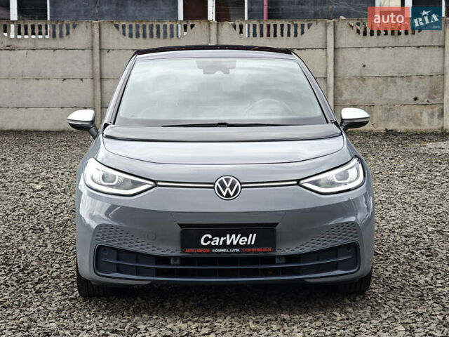 Фольксваген ID.3 2020 в Луцке на Automoto.ua Серый Фольксваген ID.3, объемом двигателя 0 л и пробегом 173 тыс. км за 16699 $, фото 1 на Automoto.ua