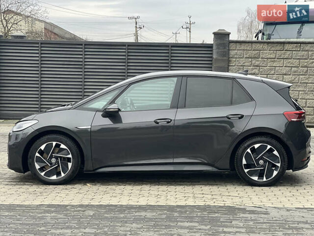 Серый Фольксваген ID.3, объемом двигателя 0 л и пробегом 64 тыс. км за 16950 $, фото 10 на Automoto.ua