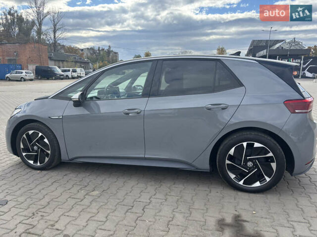 Фольксваген ID.3 2020 в Коломые на Automoto.ua Серый Фольксваген ID.3, объемом двигателя 0 л и пробегом 214 тыс. км за 14999 $, фото 11 на Automoto.ua