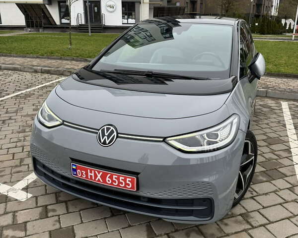 Серый Фольксваген ID.3, объемом двигателя 0 л и пробегом 107 тыс. км за 16999 $, фото 7 на Automoto.ua