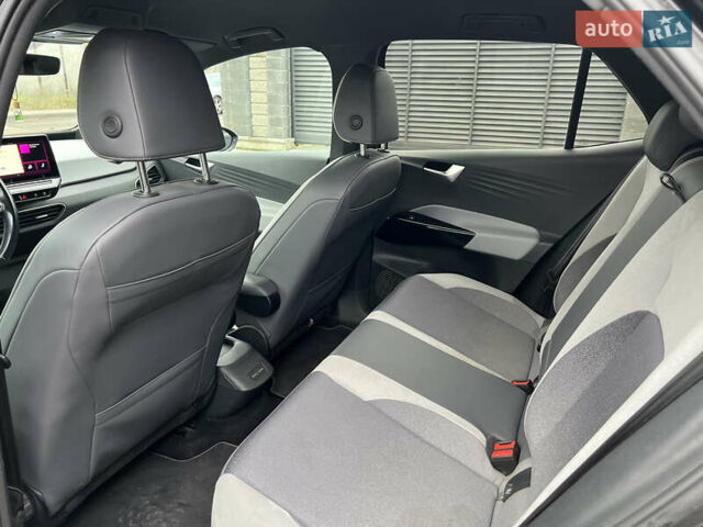 Серый Фольксваген ID.3, объемом двигателя 0 л и пробегом 64 тыс. км за 16950 $, фото 25 на Automoto.ua