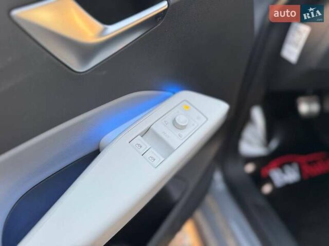 Серый Фольксваген ID.3, объемом двигателя 0 л и пробегом 186 тыс. км за 15900 $, фото 9 на Automoto.ua