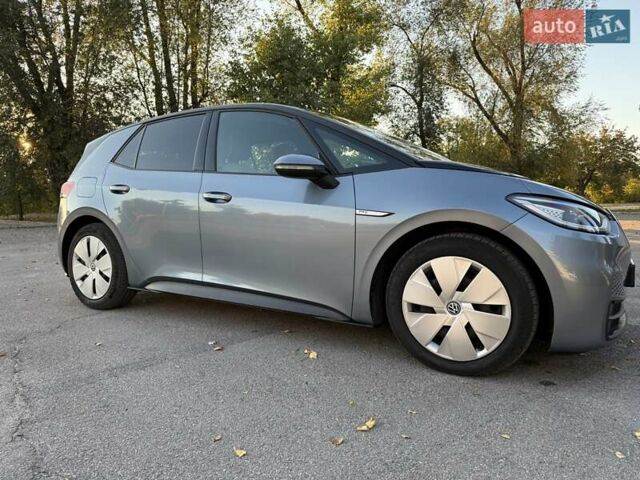 Сірий Фольксваген ID.3, об'ємом двигуна 0 л та пробігом 135 тис. км за 17900 $, фото 14 на Automoto.ua