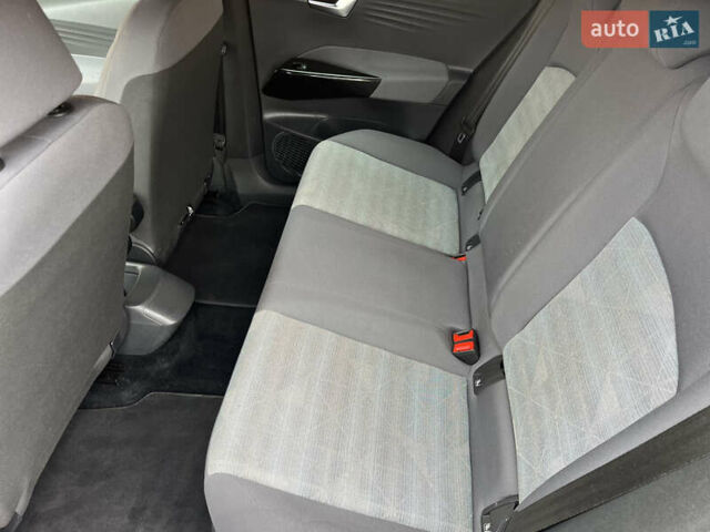 Фольксваген ID.3 2020 в Коломые на Automoto.ua Серый Фольксваген ID.3, объемом двигателя 0 л и пробегом 87 тыс. км за 16450 $, фото 22 на Automoto.ua