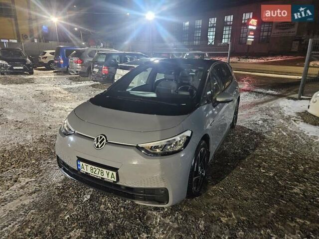 Серый Фольксваген ID.3, объемом двигателя 0 л и пробегом 171 тыс. км за 16500 $, фото 3 на Automoto.ua