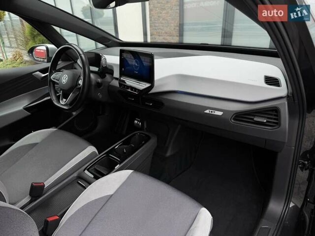 Серый Фольксваген ID.3, объемом двигателя 0 л и пробегом 100 тыс. км за 16999 $, фото 59 на Automoto.ua