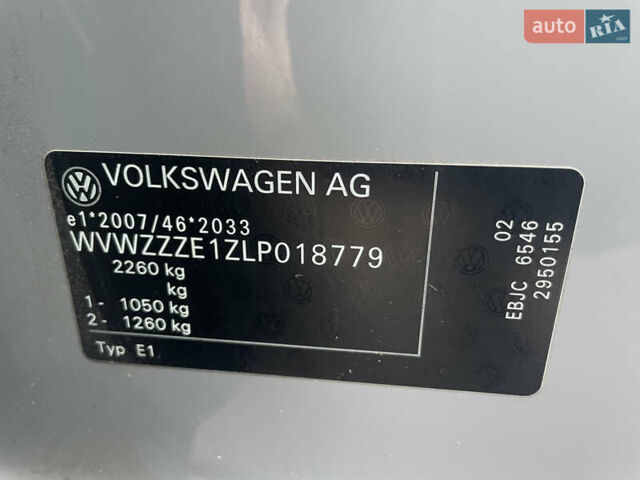 Сірий Фольксваген ID.3, об'ємом двигуна 0 л та пробігом 100 тис. км за 17000 $, фото 28 на Automoto.ua