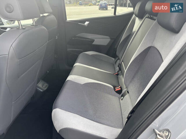 Фольксваген ID.3 2020 в Коломые на Automoto.ua Серый Фольксваген ID.3, объемом двигателя 0 л и пробегом 214 тыс. км за 14999 $, фото 20 на Automoto.ua