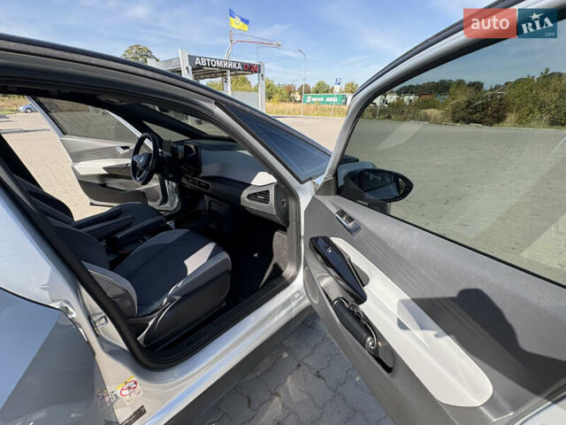 Серый Фольксваген ID.3, объемом двигателя 0 л и пробегом 141 тыс. км за 16500 $, фото 38 на Automoto.ua