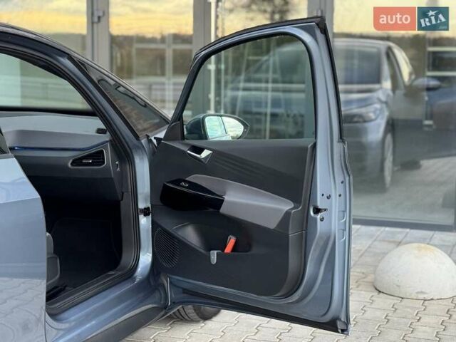 Сірий Фольксваген ID.3, об'ємом двигуна 0 л та пробігом 93 тис. км за 15999 $, фото 54 на Automoto.ua