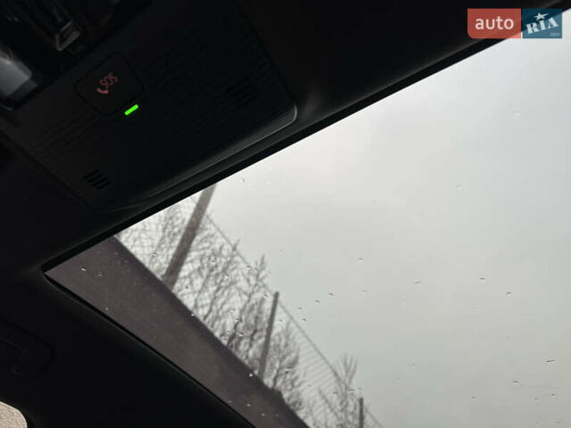 Сірий Фольксваген ID.3, об'ємом двигуна 0 л та пробігом 56 тис. км за 19999 $, фото 7 на Automoto.ua