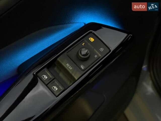 Серый Фольксваген ID.3, объемом двигателя 0 л и пробегом 33 тыс. км за 17500 $, фото 28 на Automoto.ua