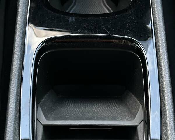 Серый Фольксваген ID.3, объемом двигателя 0 л и пробегом 31 тыс. км за 19600 $, фото 29 на Automoto.ua