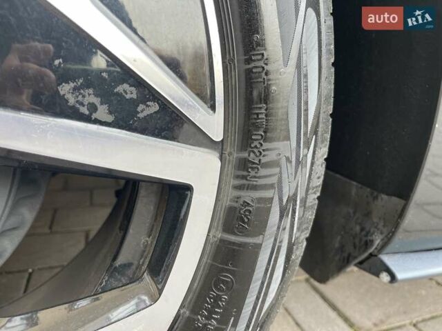 Сірий Фольксваген ID.3, об'ємом двигуна 0 л та пробігом 144 тис. км за 16999 $, фото 11 на Automoto.ua