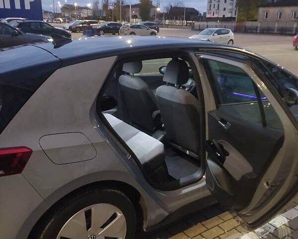 Сірий Фольксваген ID.3, об'ємом двигуна 0 л та пробігом 74 тис. км за 16300 $, фото 10 на Automoto.ua