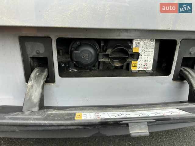 Сірий Фольксваген ID.3, об'ємом двигуна 0 л та пробігом 56 тис. км за 19999 $, фото 16 на Automoto.ua