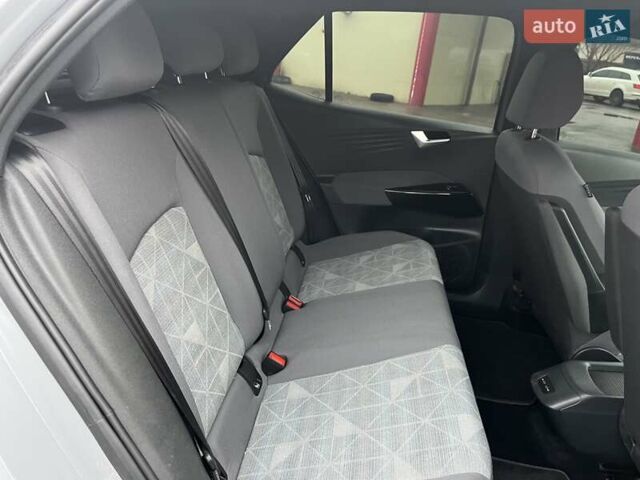 Серый Фольксваген ID.3, объемом двигателя 0 л и пробегом 137 тыс. км за 15800 $, фото 31 на Automoto.ua