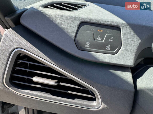 Серый Фольксваген ID.3, объемом двигателя 0 л и пробегом 224 тыс. км за 14800 $, фото 17 на Automoto.ua