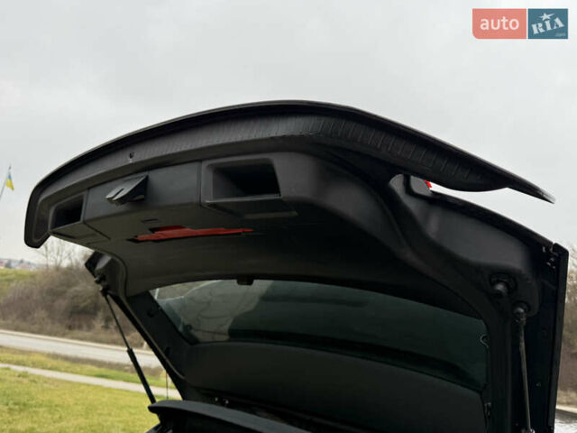 Серый Фольксваген ID.3, объемом двигателя 0 л и пробегом 133 тыс. км за 15400 $, фото 21 на Automoto.ua