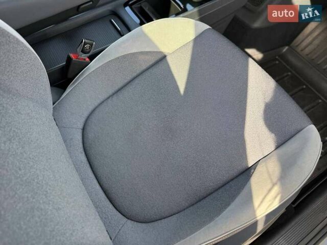 Серый Фольксваген ID.3, объемом двигателя 0 л и пробегом 24 тыс. км за 18500 $, фото 55 на Automoto.ua