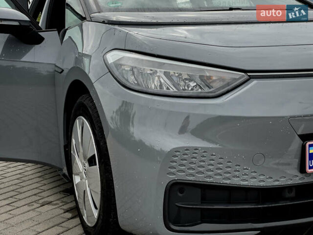 Сірий Фольксваген ID.3, об'ємом двигуна 0 л та пробігом 105 тис. км за 14800 $, фото 3 на Automoto.ua