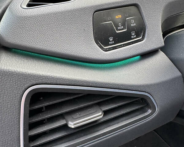 Серый Фольксваген ID.3, объемом двигателя 0 л и пробегом 100 тыс. км за 16600 $, фото 41 на Automoto.ua