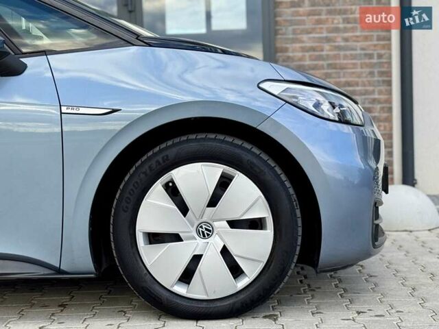 Сірий Фольксваген ID.3, об'ємом двигуна 0 л та пробігом 93 тис. км за 15999 $, фото 36 на Automoto.ua