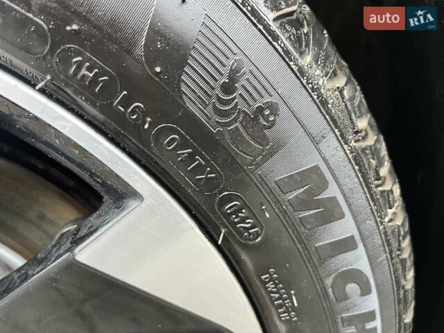 Серый Фольксваген ID.3, объемом двигателя 0 л и пробегом 137 тыс. км за 15800 $, фото 42 на Automoto.ua