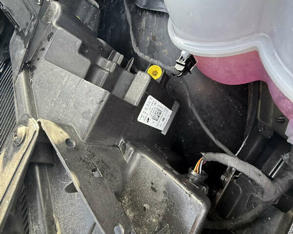 Серый Фольксваген ID.3, объемом двигателя 0 л и пробегом 106 тыс. км за 17900 $, фото 55 на Automoto.ua