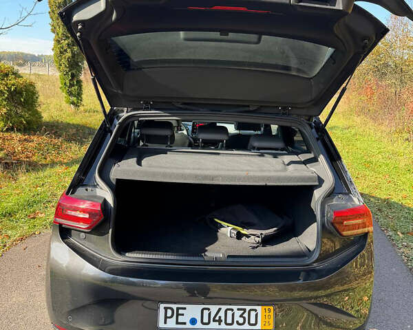 Серый Фольксваген ID.3, объемом двигателя 0 л и пробегом 138 тыс. км за 16300 $, фото 11 на Automoto.ua