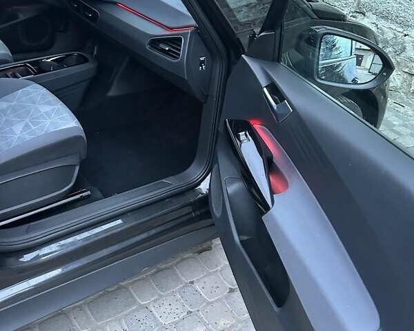 Сірий Фольксваген ID.3, об'ємом двигуна 0 л та пробігом 33 тис. км за 15700 $, фото 12 на Automoto.ua