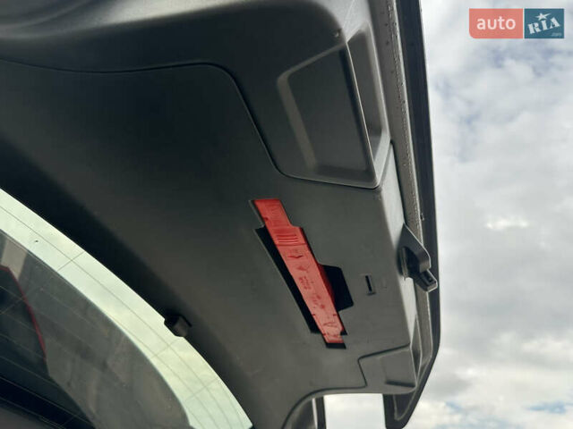 Серый Фольксваген ID.3, объемом двигателя 0 л и пробегом 175 тыс. км за 15799 $, фото 98 на Automoto.ua