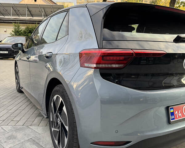 Серый Фольксваген ID.3, объемом двигателя 0 л и пробегом 100 тыс. км за 16600 $, фото 16 на Automoto.ua