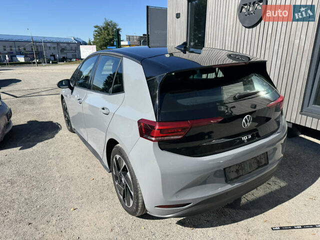 Серый Фольксваген ID.3, объемом двигателя 0 л и пробегом 224 тыс. км за 14800 $, фото 6 на Automoto.ua