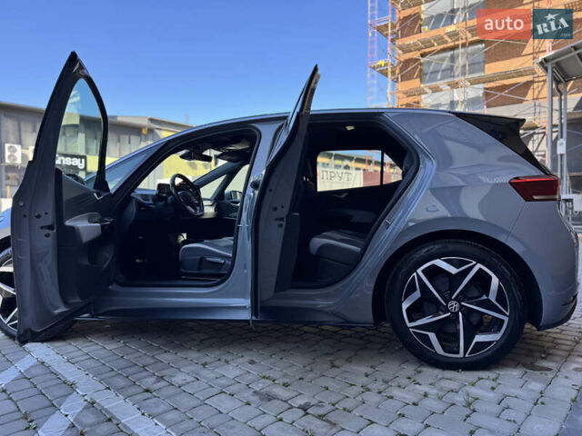Сірий Фольксваген ID.3, об'ємом двигуна 0 л та пробігом 200 тис. км за 14415 $, фото 41 на Automoto.ua