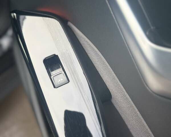 Серый Фольксваген ID.3, объемом двигателя 0 л и пробегом 34 тыс. км за 15800 $, фото 16 на Automoto.ua