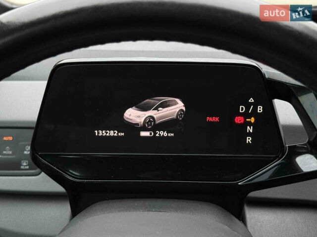 Серый Фольксваген ID.3, объемом двигателя 0 л и пробегом 133 тыс. км за 15400 $, фото 2 на Automoto.ua