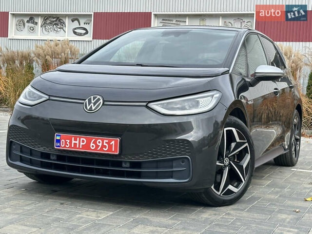 Серый Фольксваген ID.3, объемом двигателя 0 л и пробегом 175 тыс. км за 15799 $, фото 99 на Automoto.ua